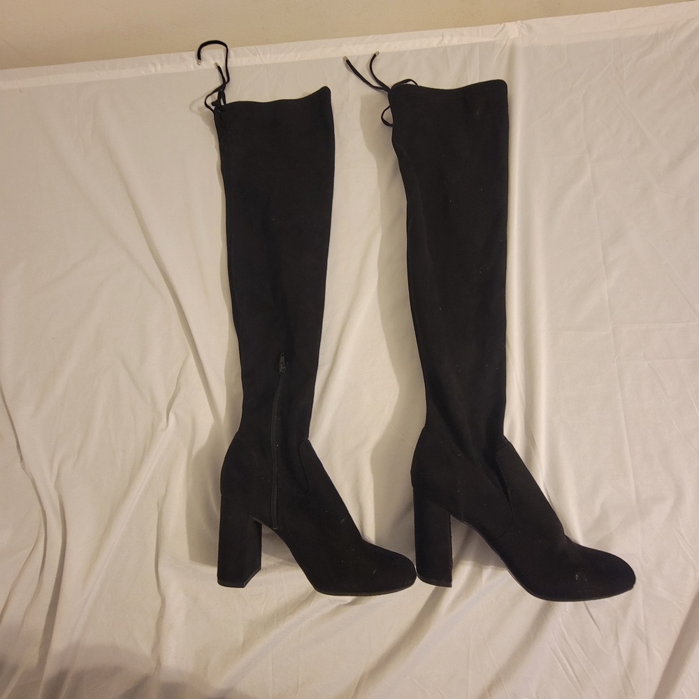 Elegant Black Over-the-Knee Boots